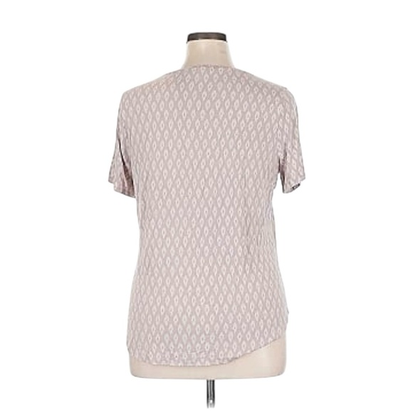 Old Navy Pink Cream Geometric Short Sleeve Tee, L - Picture 2 of 8